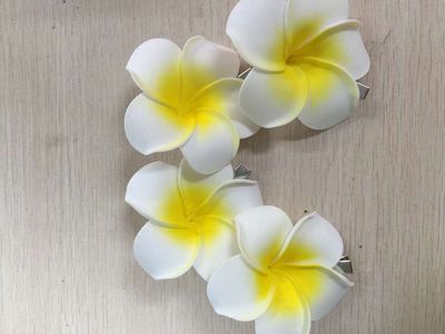 Islanp Pin Flower