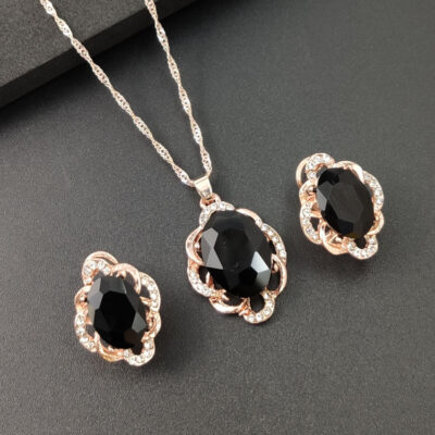 Golden Necklace Sets Black Diamond