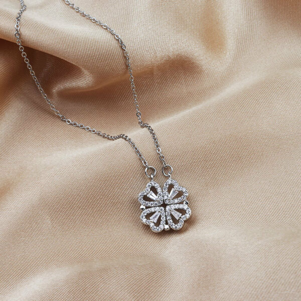 Four Leaf Clover Necklace Silver