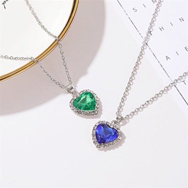 Green Diamond Heart Silver Necklace