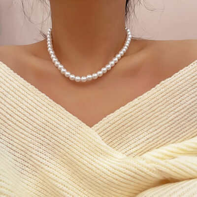 Thin Pearl Necklace