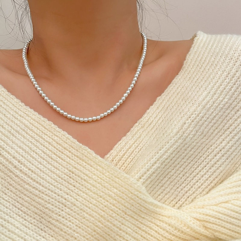Primaute Pebble Pearl Necklace