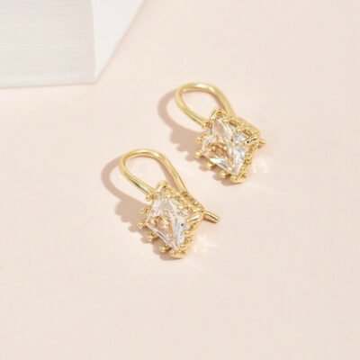 White Square Diamond  Earring